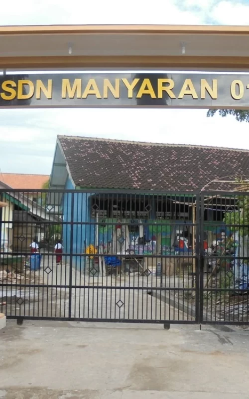 gapura sdn manyaran 1